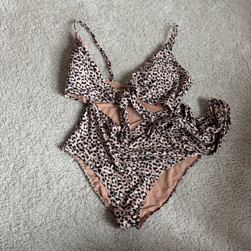 NWT Aerie Leopard Full Coverage Wrap One Piece Swimsuit XL Long Med and Large - Picture 9 of 12